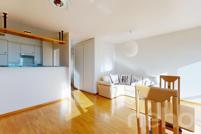Exclusif: lumineux appartement traversant dans PPE de standing (5)