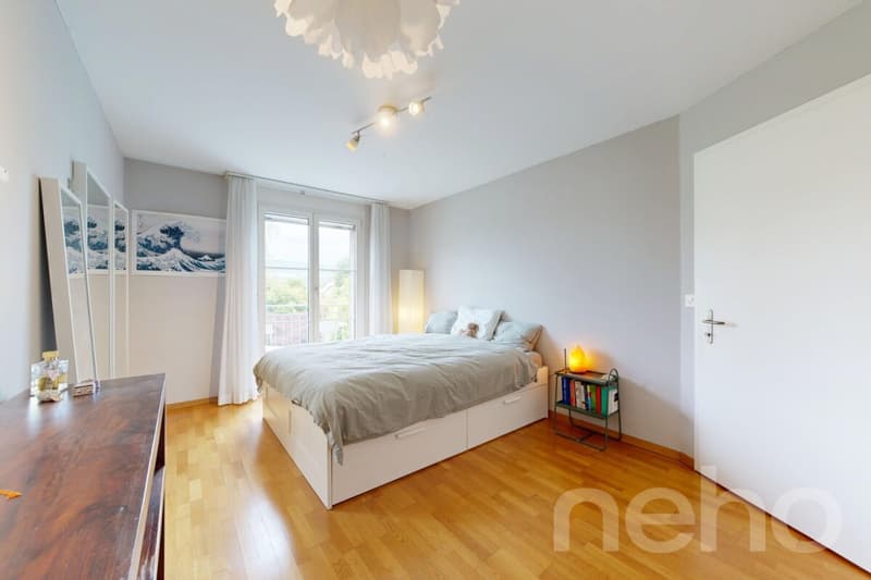Spacious 5.5-room semi-detached house in Mönchaltorf (11)