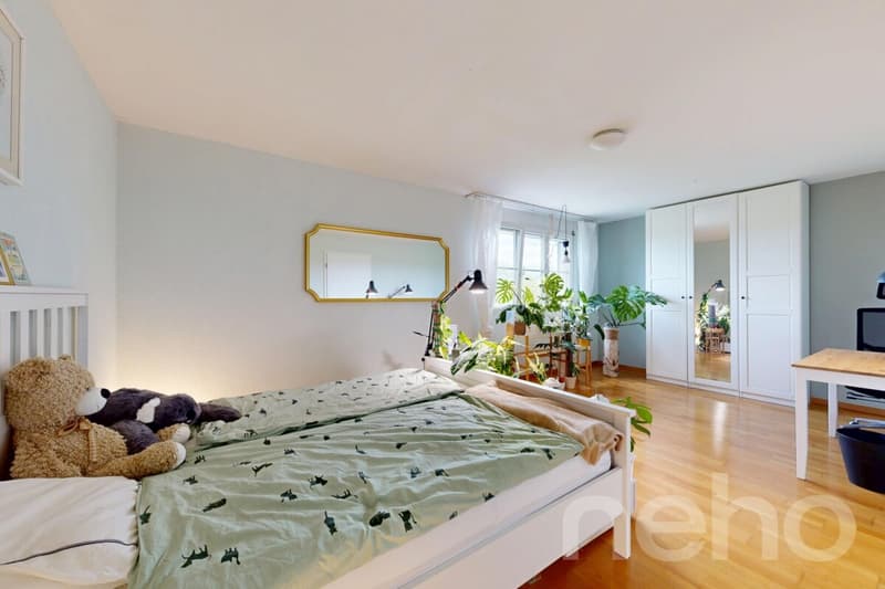 Spacious 5.5-room semi-detached house in Mönchaltorf (10)
