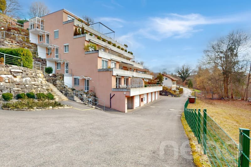 Grosszügige 5.5-Zimmer Terrassenwohnung in Düdingen (2)