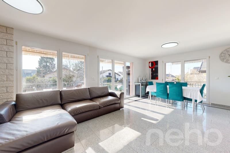 Spacieux appartement familial avec balcons et jardin à St-Prex (2)