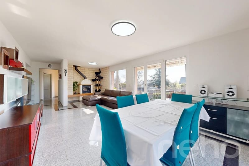 Spacieux appartement familial avec balcons et jardin à St-Prex (4)