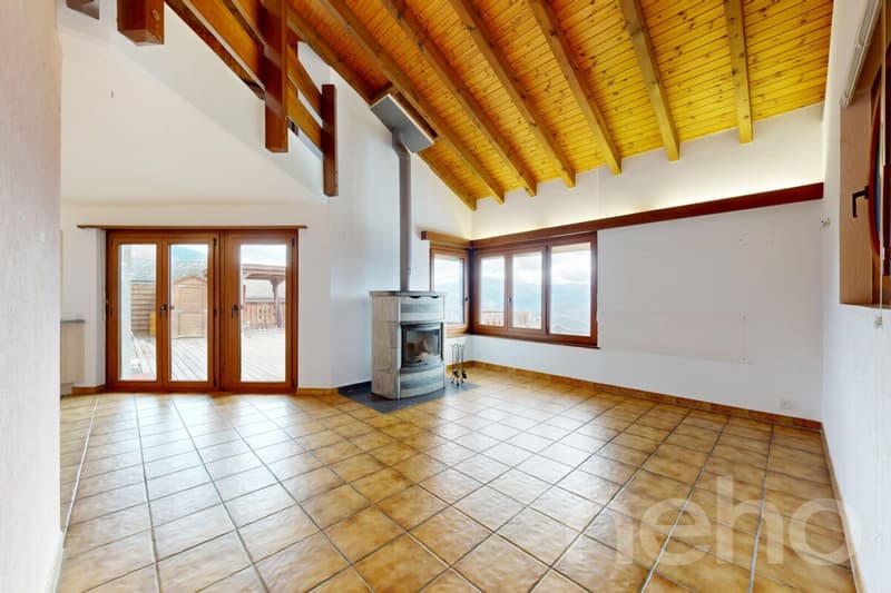 Maison spacieuse 8.5 + appartement 2.5 indépendant - Vue dégagée (4)