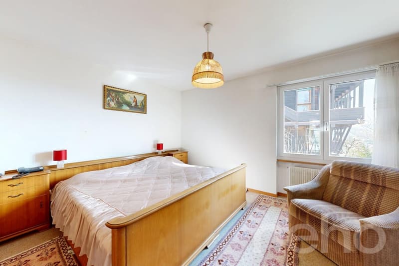 Two-family house in top location with large plot and panoramic view (10)