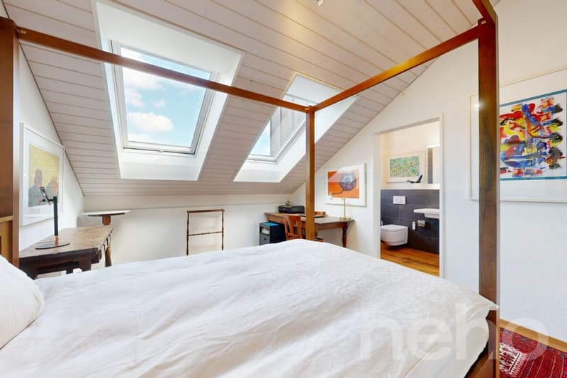 Appartement attique exclusif 5.5 pièces avec terrasse, sauna et beaucoup d'espace (2)