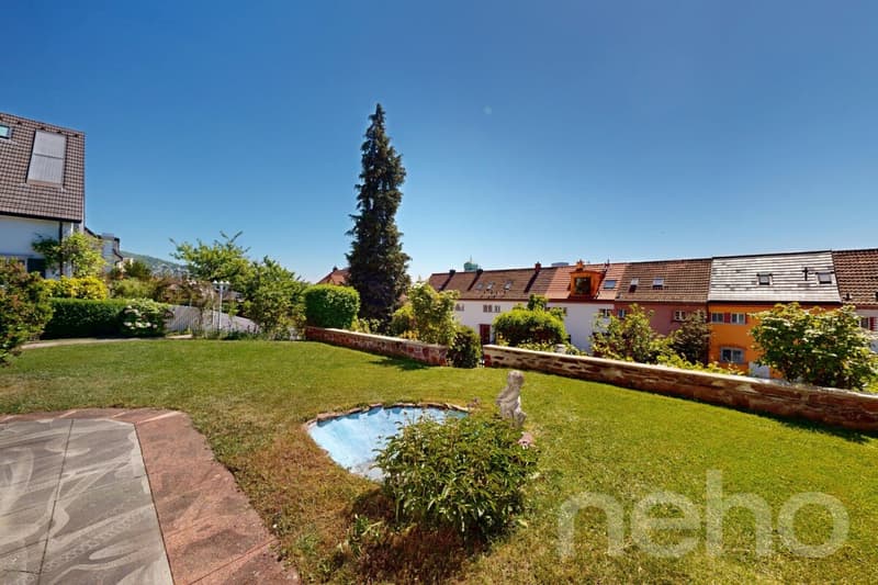Charming 5.5-room corner row house in a sought-after location in Zurich (3)