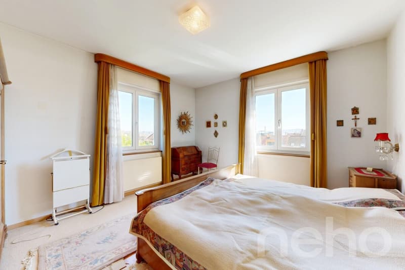 Charming 5.5-room corner row house in a sought-after location in Zurich (11)