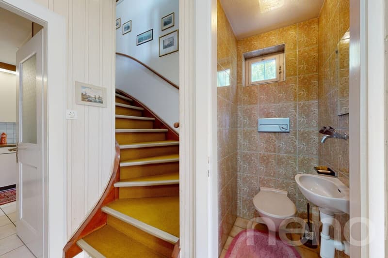 Charming 5.5-room corner row house in a sought-after location in Zurich (8)