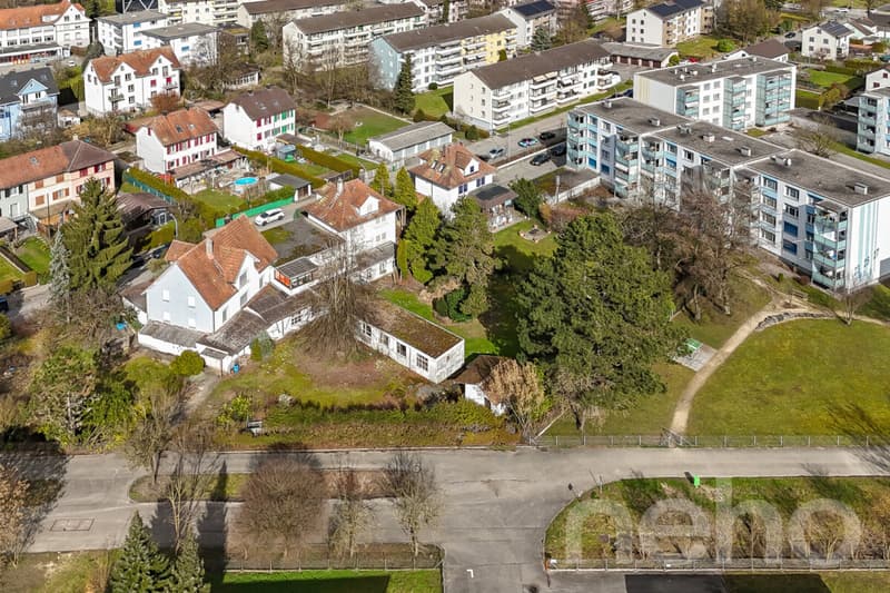 Terrain attractif W3 ? Près du centre & des écoles (4)