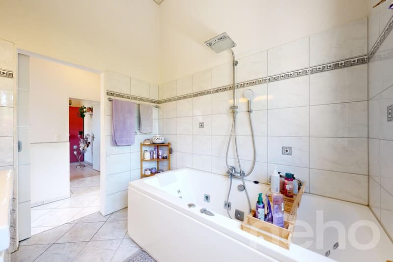 Family-friendly single-family house with sunny garden (9)