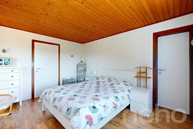 Magnificent individual villa with panoramic views of the lake (9)
