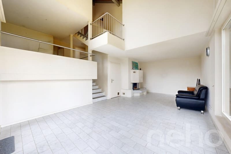 Maison unifamiliale de 7 pièces dans un endroit calme avec jardin et vue panoramique (5)