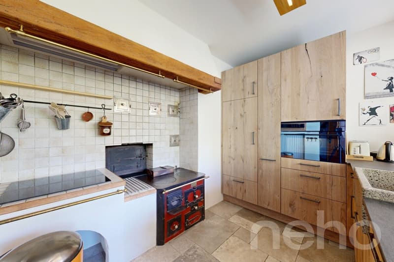 Maison historique de 6 pièces avec annexe et vue (10)