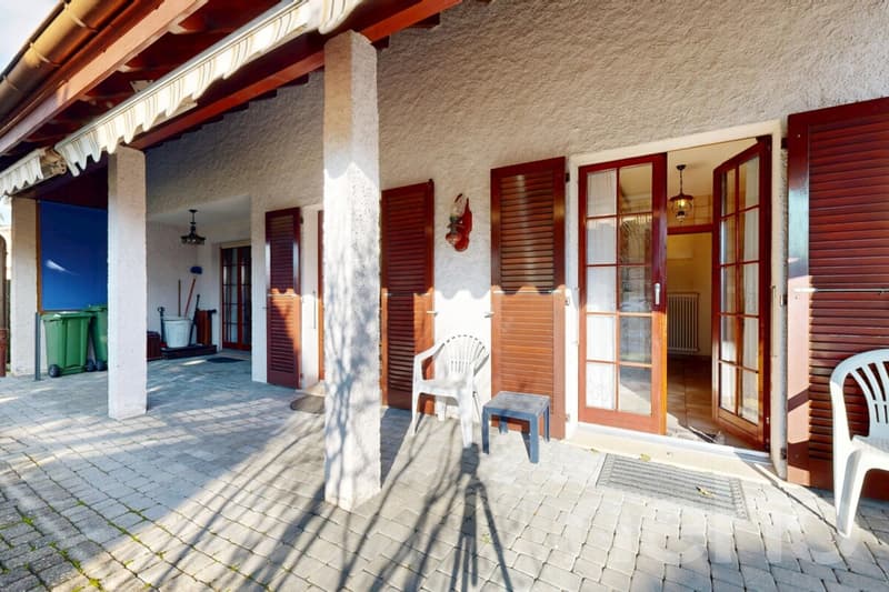 Maison 5.5pces avec vue Alpes, projet de rénovation complet disponible (2)