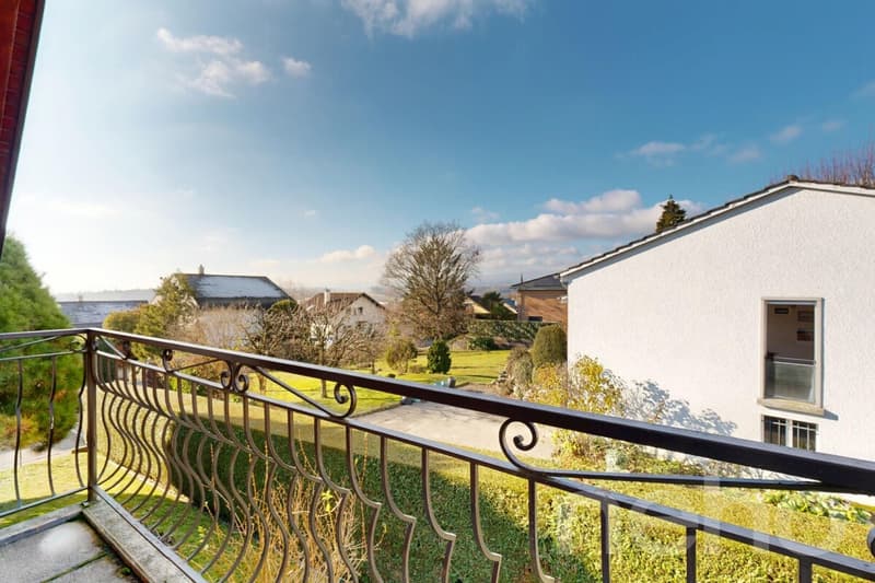 Maison 5.5pces avec vue Alpes, projet de rénovation complet disponible (3)