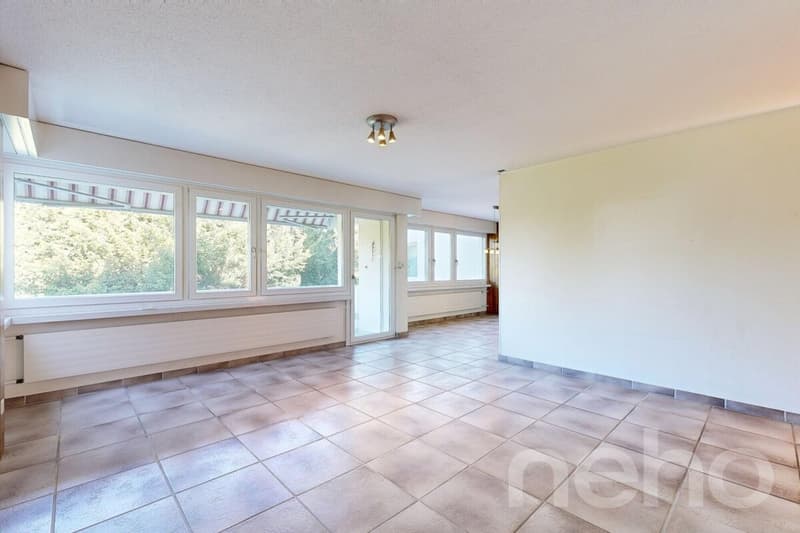 Quietly located 3.5-room apartment with balcony and potential in Höngg (1)