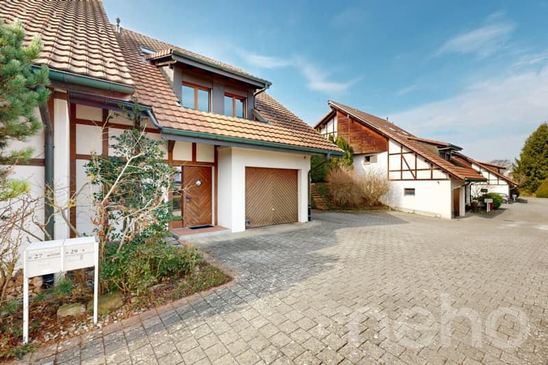 Schöne Familienvilla mit Garten in Avry-sur-Matran (1)