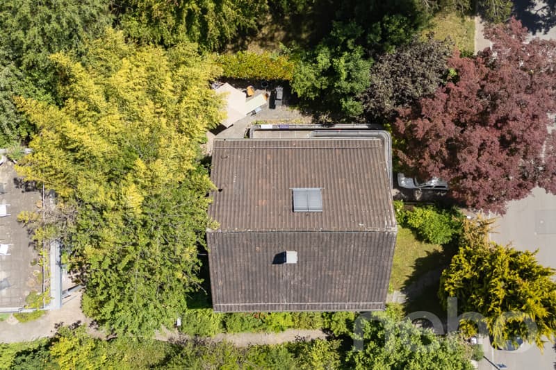 Rare Opportunity: 5.5-Room Single-Family Home in Top Location (5)