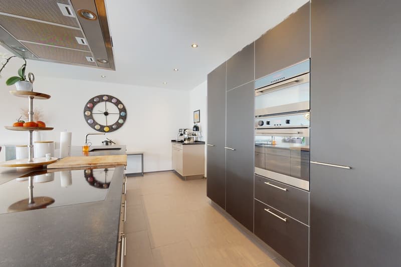 Modern 5.5 room semi-detached house with garden and sauna (4)