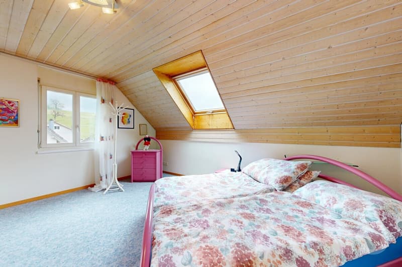 Stylish 6.5-room house in elevated location with far-reaching views (4)