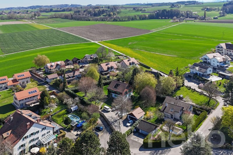 Haus mit Charme und großem Garten und schönen Räumlichkeiten (2)