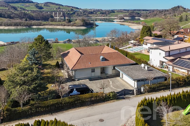 Villa d'eccezione con vista panoramica sul lago (3)