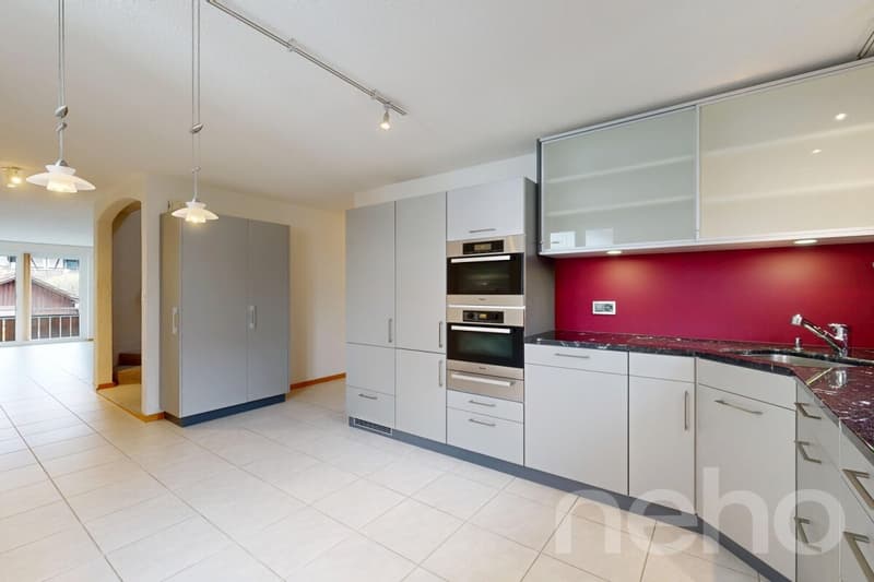 Well-maintained 2-family house with 4.5- & 5.5-room apartment (7)