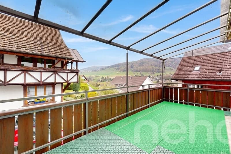 Well-maintained 2-family house with 4.5- & 5.5-room apartment (11)