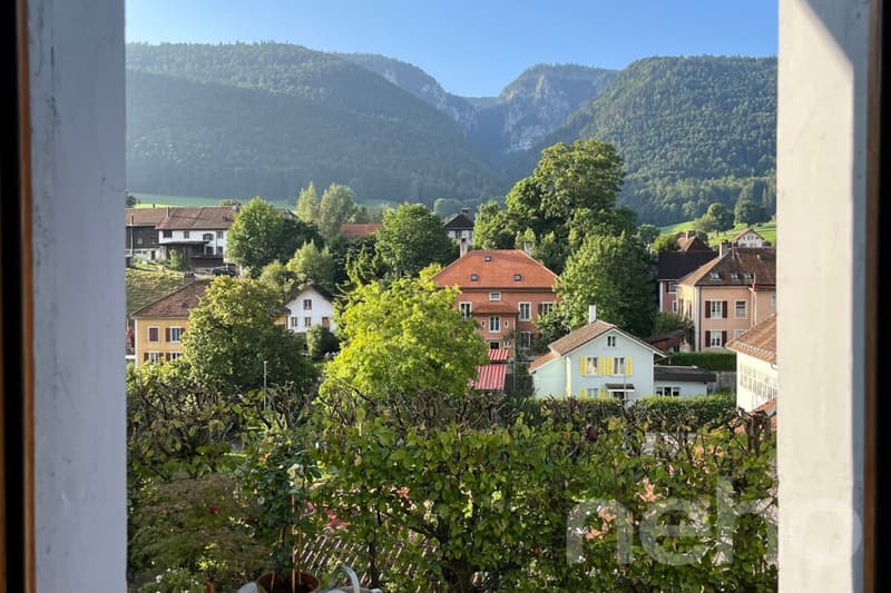 A character home with a breathtaking view! (10)
