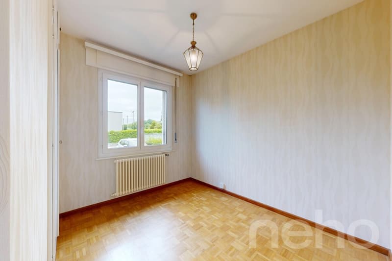 Villa à rénover à fort potentiel, opportunité unique à Vessy (8)