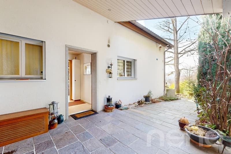 Paradis familial sur la pente sud avec vue loin et terrain constructible (4)