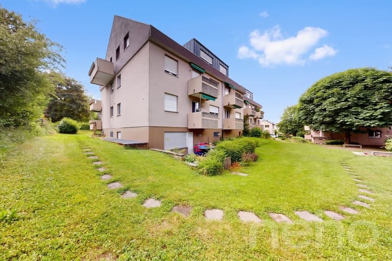 Appartement lumineux et bien entretenu de 2,5 pièces dans un emplacement attractif à Arlesheim (2)