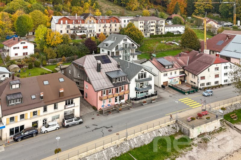 Le Pont: Property on the quays with garden and underground parking (4)