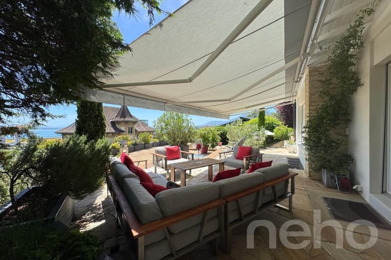 Villa contemporaine d'exception avec piscine et vue lac Neuchâtel (2)