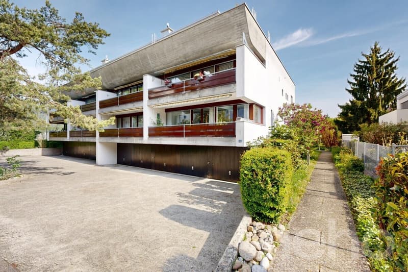 Appartement rénové de 4,5 pièces avec balcon à Nidau (3)