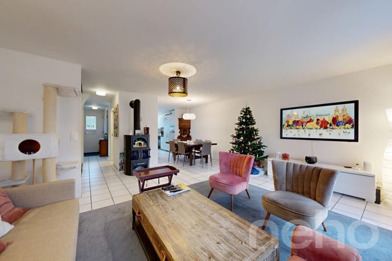 Family-friendly 6-room row house in Bassersdorf (2)