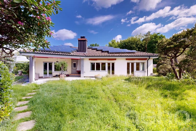Spacious 6.5-room single-family house with large garden (3)
