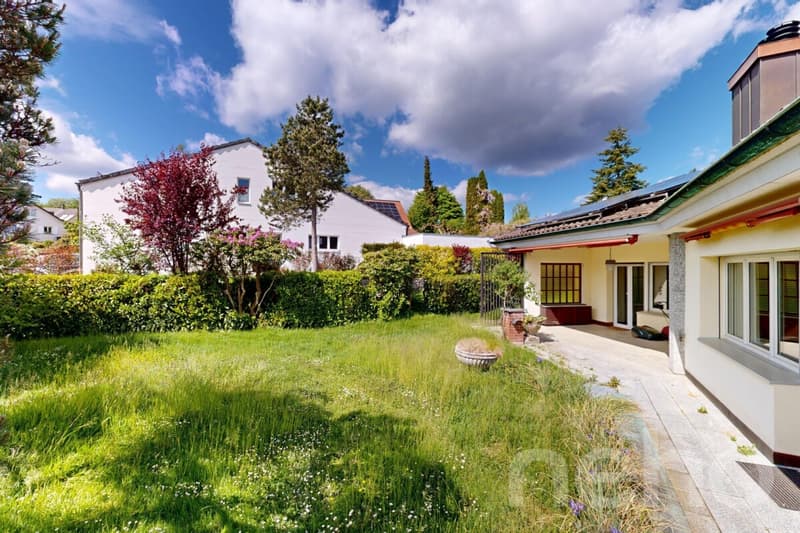 Spacious 6.5-room single-family house with large garden (9)