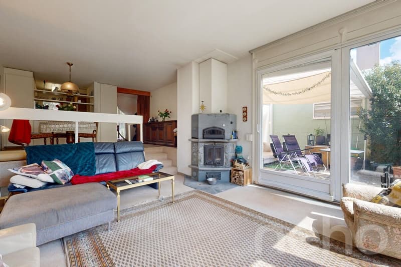 Charming semi-detached house with sunny garden in Unterengstringen (4)