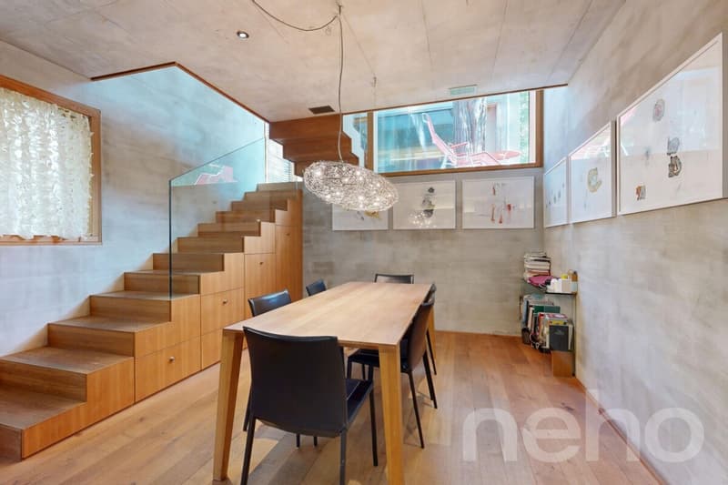 Modern Home with Garden, Garage & Welcoming Ambiance (4)