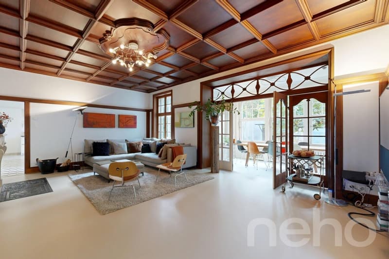 Spacious 6-room apartment with historic charm (in building rights) (4)