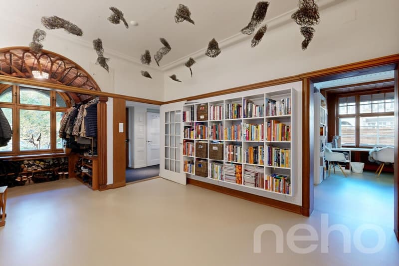 Spacious 6-room apartment with historic charm (in building rights) (7)