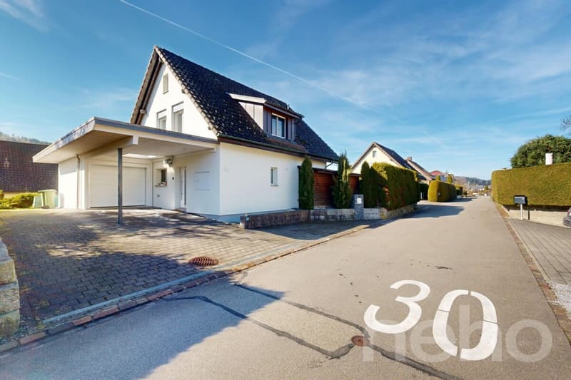 Maison de famille avec beaucoup d'espace, jardin d'hiver et terrasse ensoleillée (11)