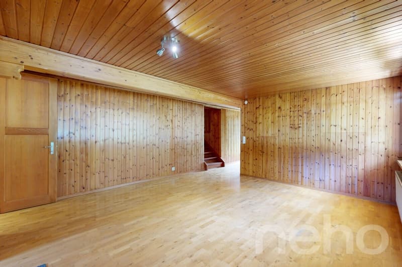 Chalet di carattere: giardino bucolico e potenziale raro (12)
