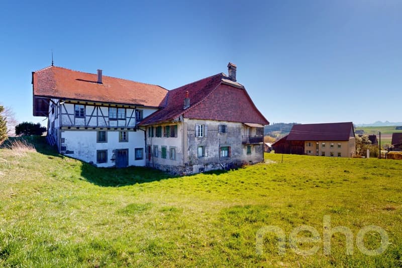 Rare opportunity to create several apartments (12)