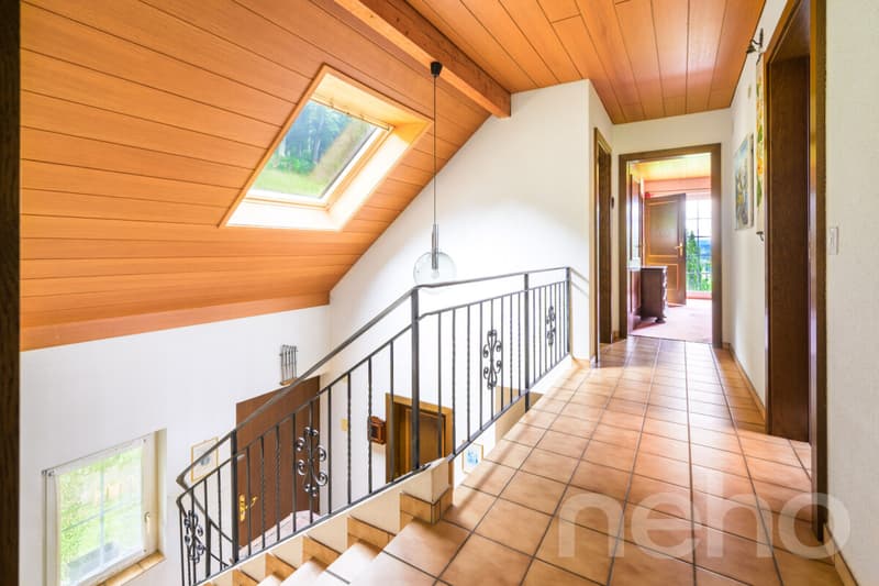 Detached house with a far-reaching view, privacy, and a dream garden (12)