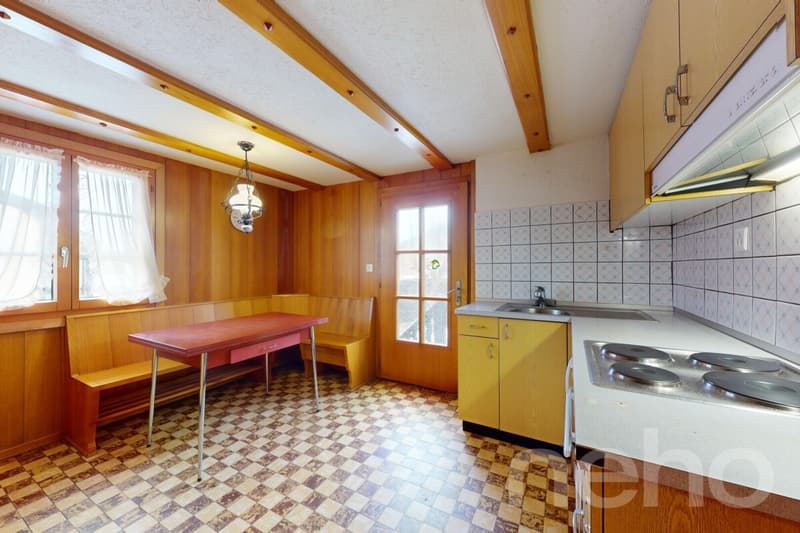 Chalet de caractère sur 1'741 m² avec rivière et potentiel (8)