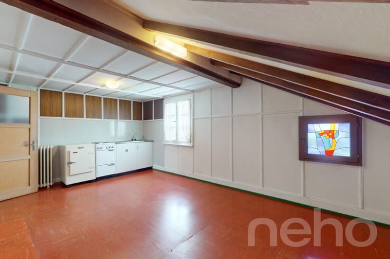 Chalet de caractère sur 1'741 m² avec rivière et potentiel (11)