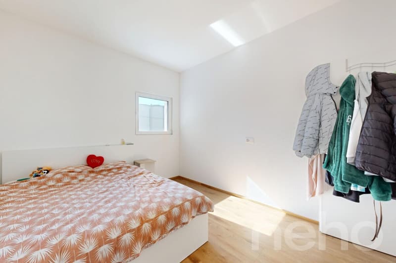 Elegantes 2.5-Zimmer-Wohnung mit schöner Deckenhöhe renoviert (8)