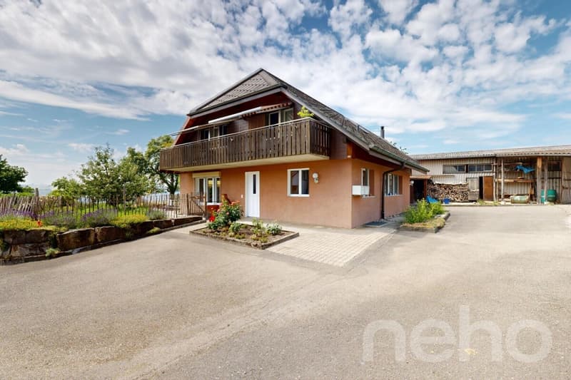 Casa multi-generazionale modernizzata con vista panoramica a Gysenstein (12)